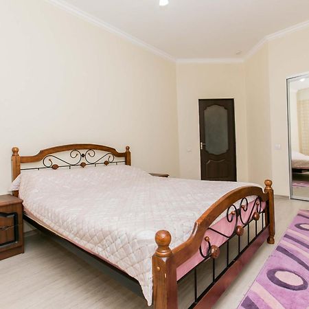 Apartament Spatios In Complex Residential Chişinǎu Buitenkant foto