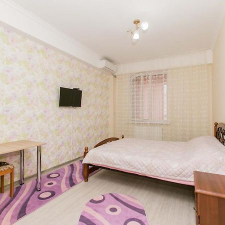 Apartament Spatios In Complex Residential Chişinǎu Buitenkant foto
