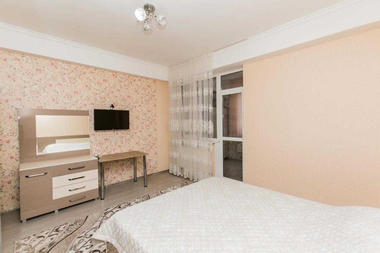 Apartament Spatios In Complex Residential Chişinǎu Buitenkant foto
