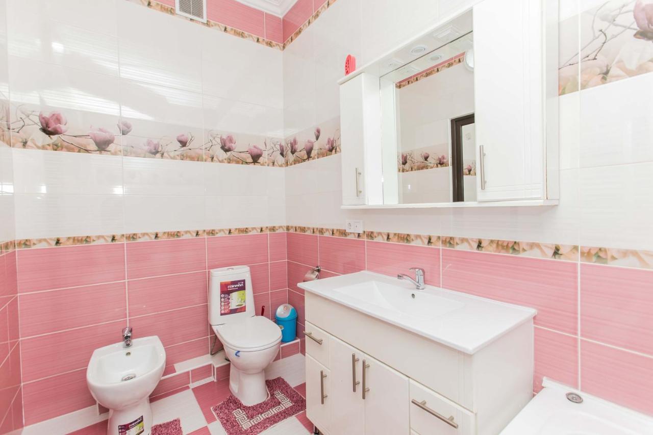 Apartament Spatios In Complex Residential Chişinǎu Buitenkant foto