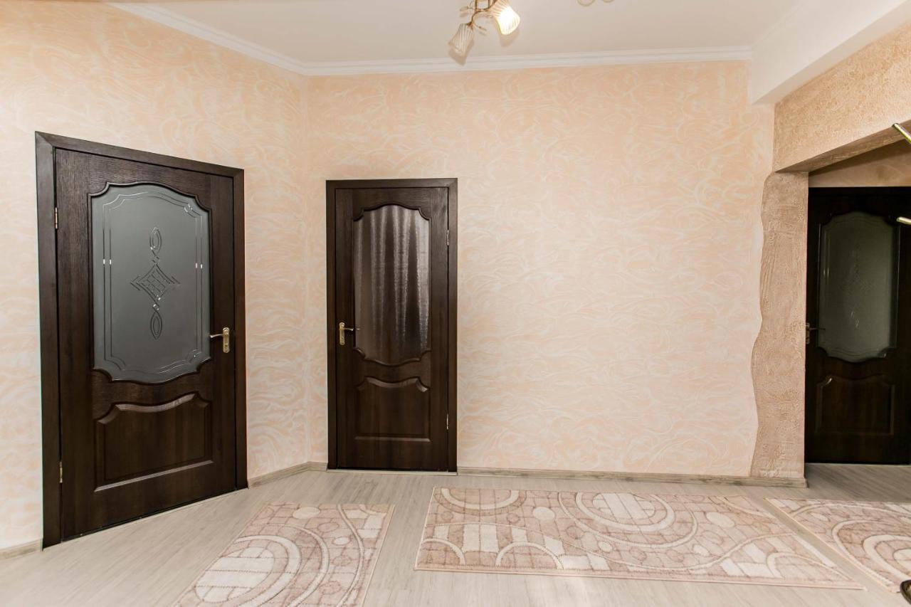 Apartament Spatios In Complex Residential Chişinǎu Buitenkant foto