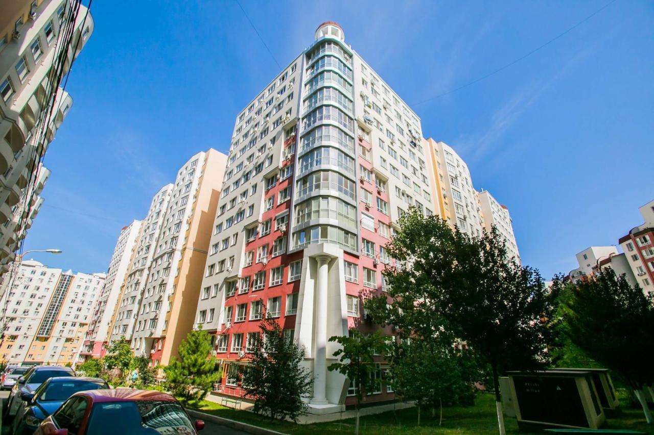 Apartament Spatios In Complex Residential Chişinǎu Buitenkant foto